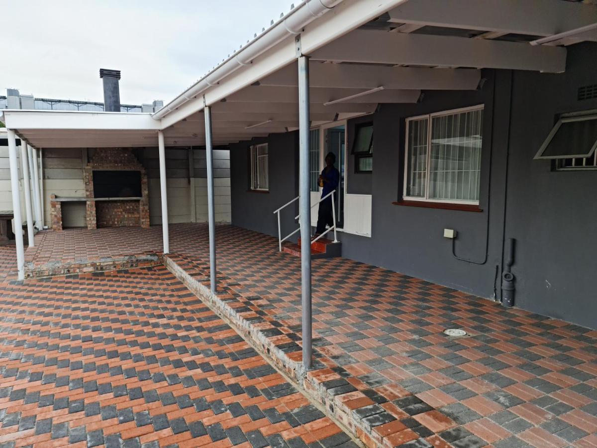10 Florence Street Oakdale Belliville 7530 South African Maison d'hôtes Le Cap