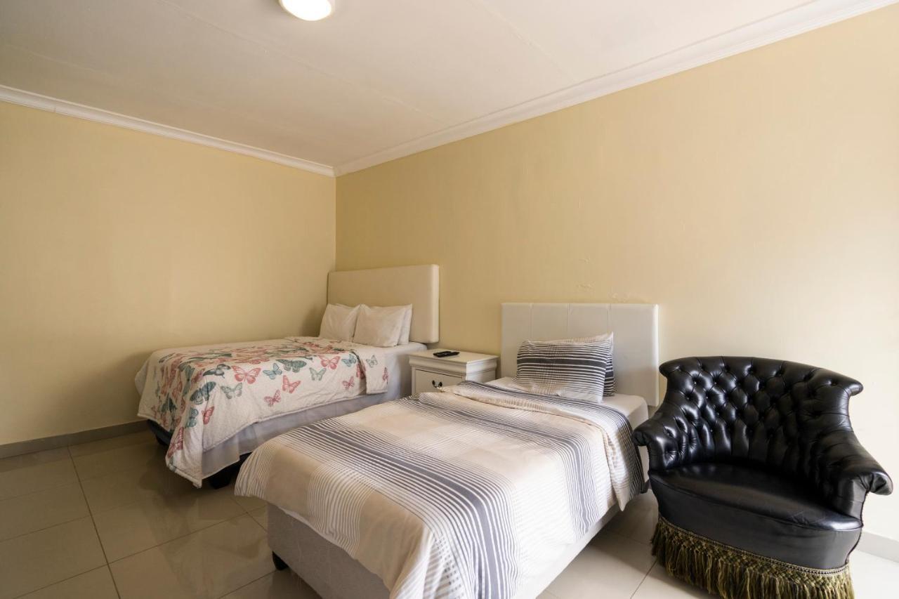 10 Florence Street Oakdale Belliville 7530 South African Maison d'hôtes